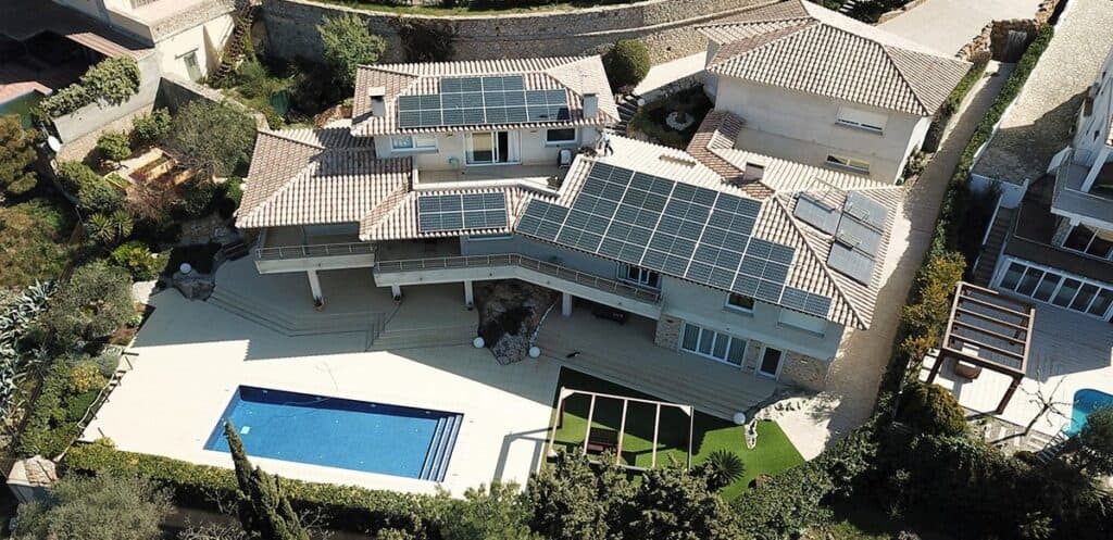 Autoconsum fotovoltaic. Plaques solars